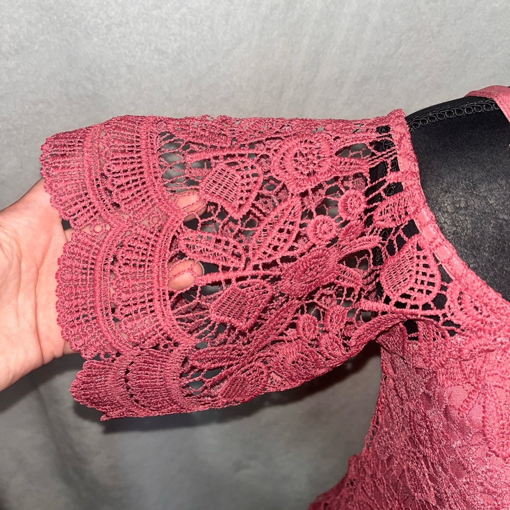 Miss Chievous Lace Off-Shoulder Blouse in Mauve Boho Chic Cottagecore - Picture 9 of 12